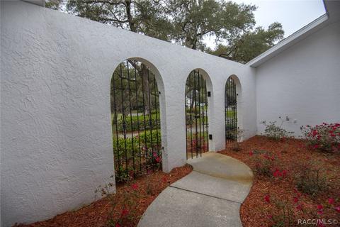 8295 E Fairway Loop, Inverness, FL 34450 photo 10
