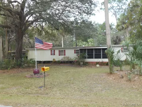 134 Michigan Dr, Inglis, FL 34449 photo 1