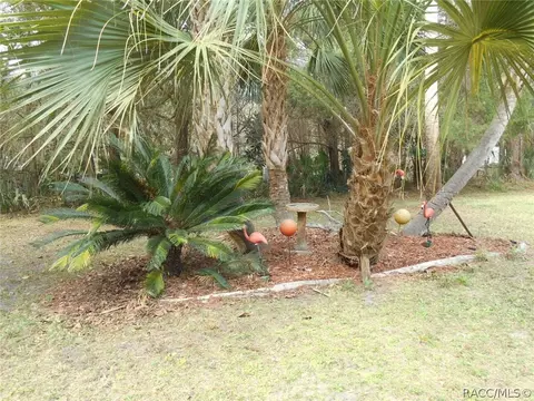 134 Michigan Dr, Inglis, FL 34449 photo 12