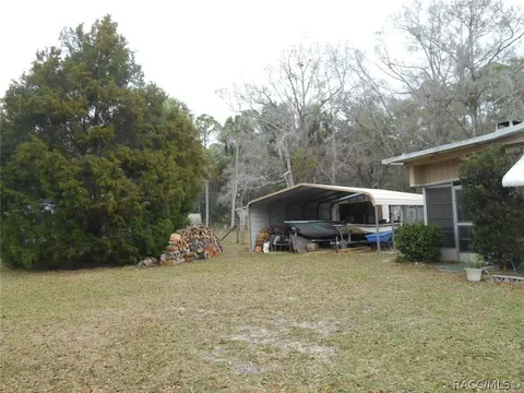 319 Sapp St, Inglis, FL 34449 photo 6