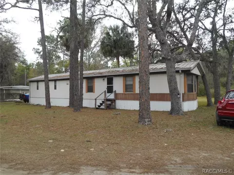 54 Elm St, Inglis, FL 34449 photo 3