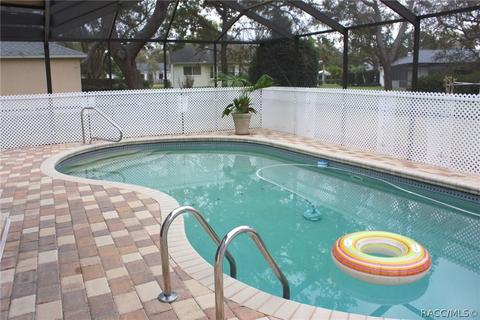 7352 Flyway Dr, Spring Hill, FL 34607 photo 2