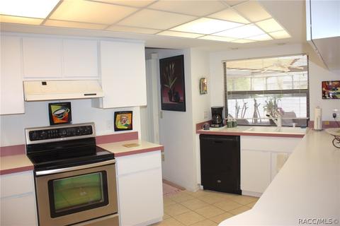 7352 Flyway Dr, Spring Hill, FL 34607 photo 17