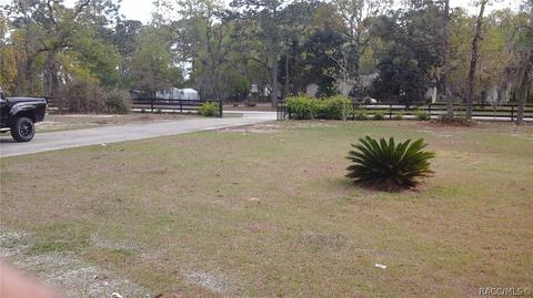 2449 W Spring Leaf Ln, Lecanto, FL 34461 photo 3