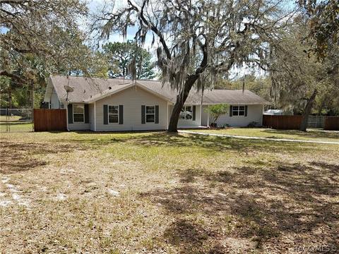 622 E Knightsbridge Pl, Lecanto, FL 34461 photo 2