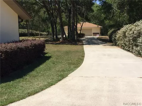 1211 E Rockefeller Ln, Hernando, FL 34442 photo 14