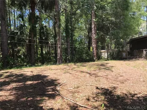 272 Vicki St, Inglis, FL 34449 photo 9