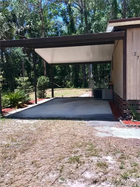 272 Vicki St, Inglis, FL 34449 photo 6