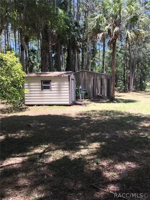 272 Vicki St, Inglis, FL 34449 photo 7