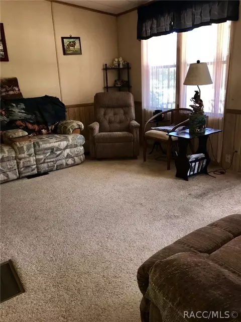 272 Vicki St, Inglis, FL 34449 photo 4