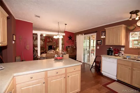2310 E Kennett Dr, Hernando, FL 34442 photo 29