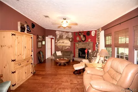 2310 E Kennett Dr, Hernando, FL 34442 photo 19