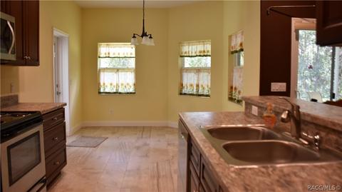 415 E Savoy St, Lecanto, FL 34461 photo 5