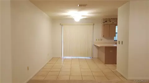 2082 E Dearborn Dr, Hernando, FL 34442 photo 3