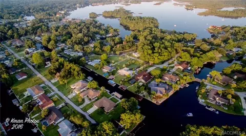 385 E Ireland Ct, Hernando, FL 34442 photo 10
