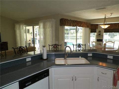 1405 N Man O War Dr, Hernando, FL 34442 photo 6