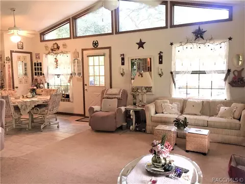 348 E Benjamin St, Hernando, FL 34442 photo 8