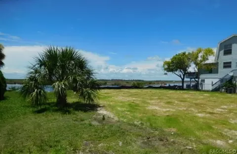 3461 Eagle Nest Dr, Hernando Beach, FL 34607 photo 2