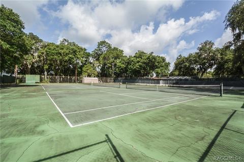 8255 E Fairway Loop, Inverness, FL 34450 photo 12
