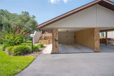 401 E Hartford St #8A, Hernando, FL 34442 photo 2