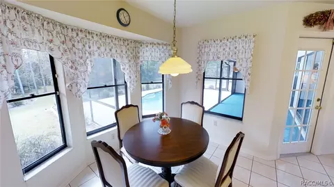 372 E Lancaster St, Lecanto, FL 34461 photo 7