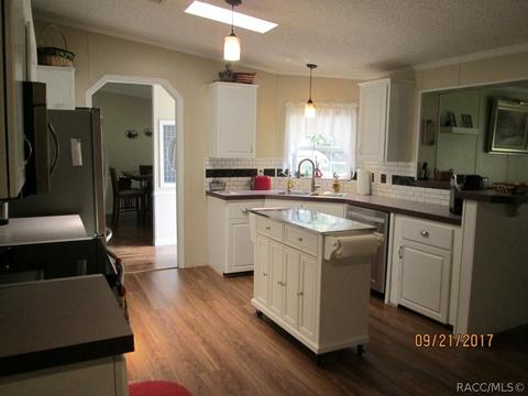 1197 E Rhapsody Ln, Hernando, FL 34442 photo 2