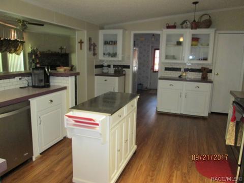 1197 E Rhapsody Ln, Hernando, FL 34442 photo 4