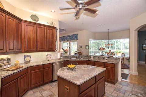 3240 N Caves Valley Path, Lecanto, FL 34461 photo 18