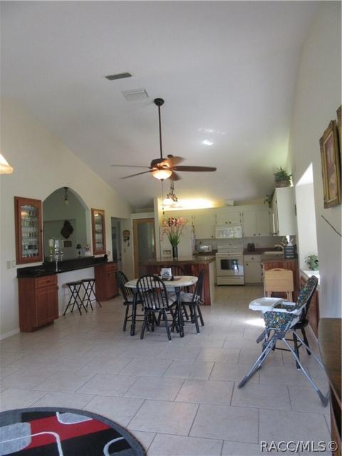 700 E Dakota Ct, Hernando, FL 34442 photo 10