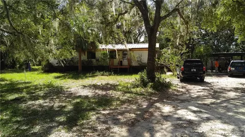 162 E Cason Blvd, Inglis, FL 34449 photo 1
