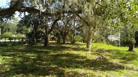 162 E Cason Blvd, Inglis, FL 34449 photo 10