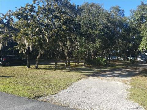 863 E La Salle St, Hernando, FL 34442 photo 3