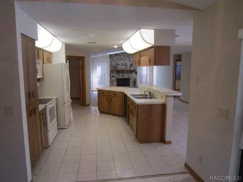720 W Olympia St, Hernando, FL 34442 photo 9