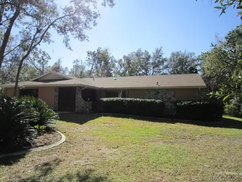 720 W Olympia St, Hernando, FL 34442 photo 1