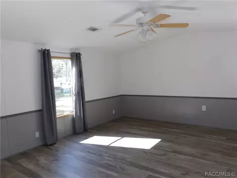 442 E Benjamin St, Hernando, FL 34442 photo 4