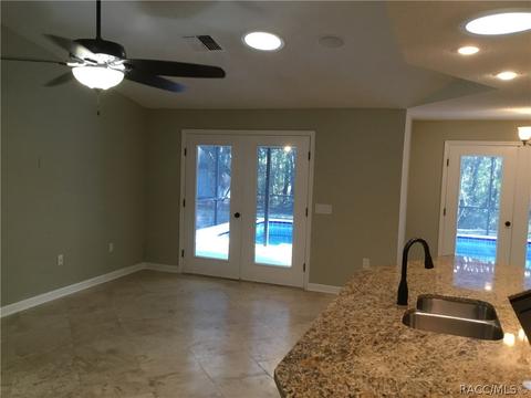 274 E Lancaster St, Lecanto, FL 34461 photo 8