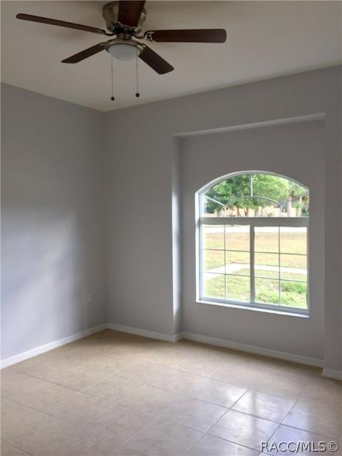 2936 S Circle Dr, Inverness, FL 34450 photo 5