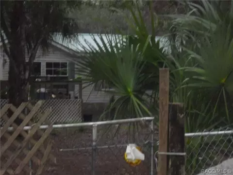 288 Sapp St, Inglis, FL 34449 photo 3