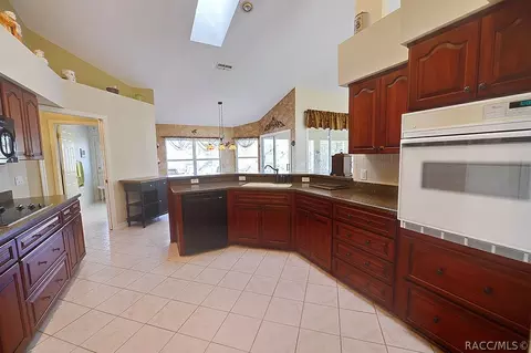 1171 E Triple Crown Loop, Hernando, FL 34442 photo 14