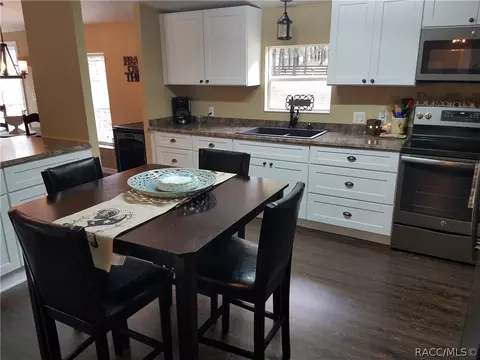 2852 E Timberwood Ct, Hernando, FL 34442 photo 3