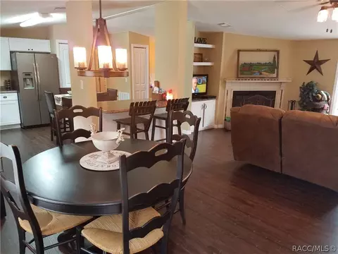 2852 E Timberwood Ct, Hernando, FL 34442 photo 11