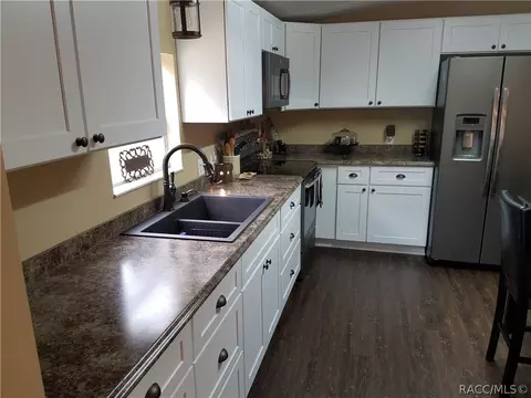 2852 E Timberwood Ct, Hernando, FL 34442 photo 6