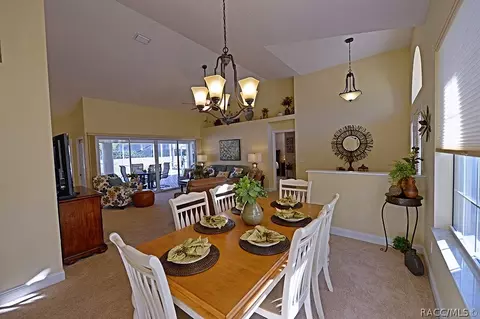 3643 E Cove Park Trl, Hernando, FL 34442 photo 4