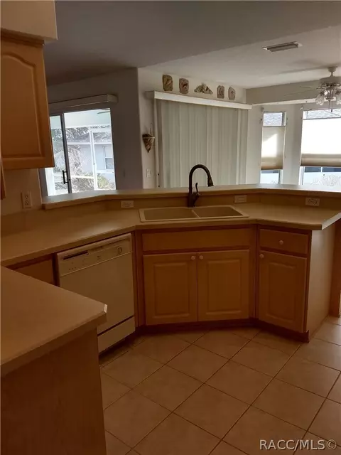 3728 E Arbor Lakes Dr, Hernando, FL 34442 photo 6