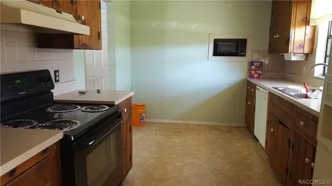 3669 E Adams St, Hernando, FL 34442 photo 4