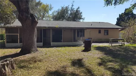 3669 E Adams St, Hernando, FL 34442 photo 2
