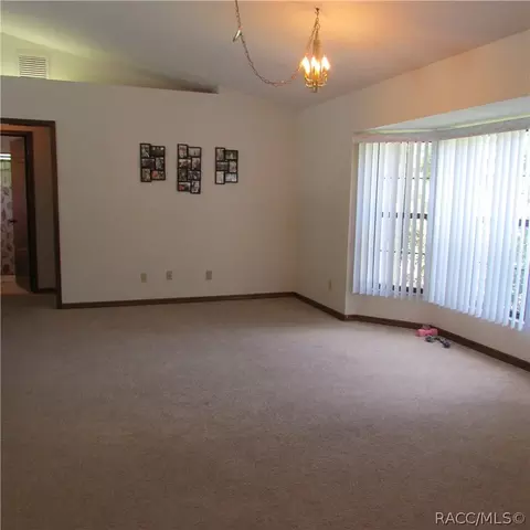1098 W Olympia St, Hernando, FL 34442 photo 5