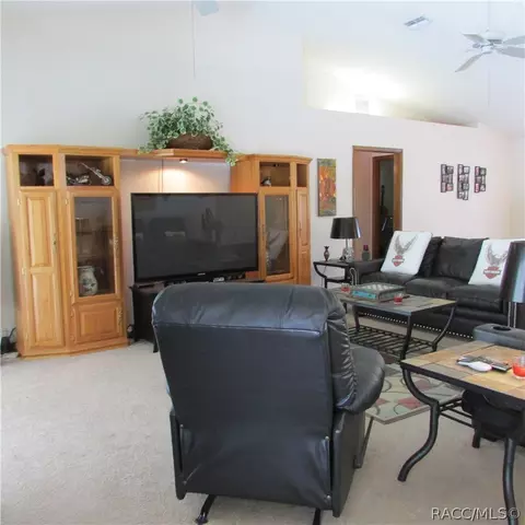 1098 W Olympia St, Hernando, FL 34442 photo 4