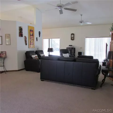 1098 W Olympia St, Hernando, FL 34442 photo 3