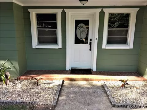136 Allen Ave, Inglis, FL 34449 photo 3
